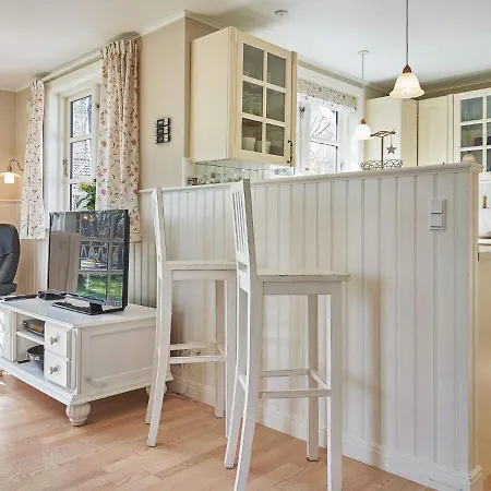 4 Person In Ronne-by Traum Tatil Evi