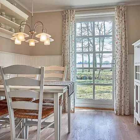 4 Person In Ronne-by Traum Tatil Evi *